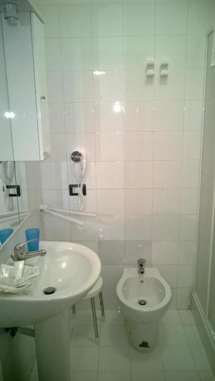 Bb Dante Bed & Breakfast Messina Exterior foto